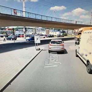  Apartmán Utulne U Centra V Blizkosti Vystaviste